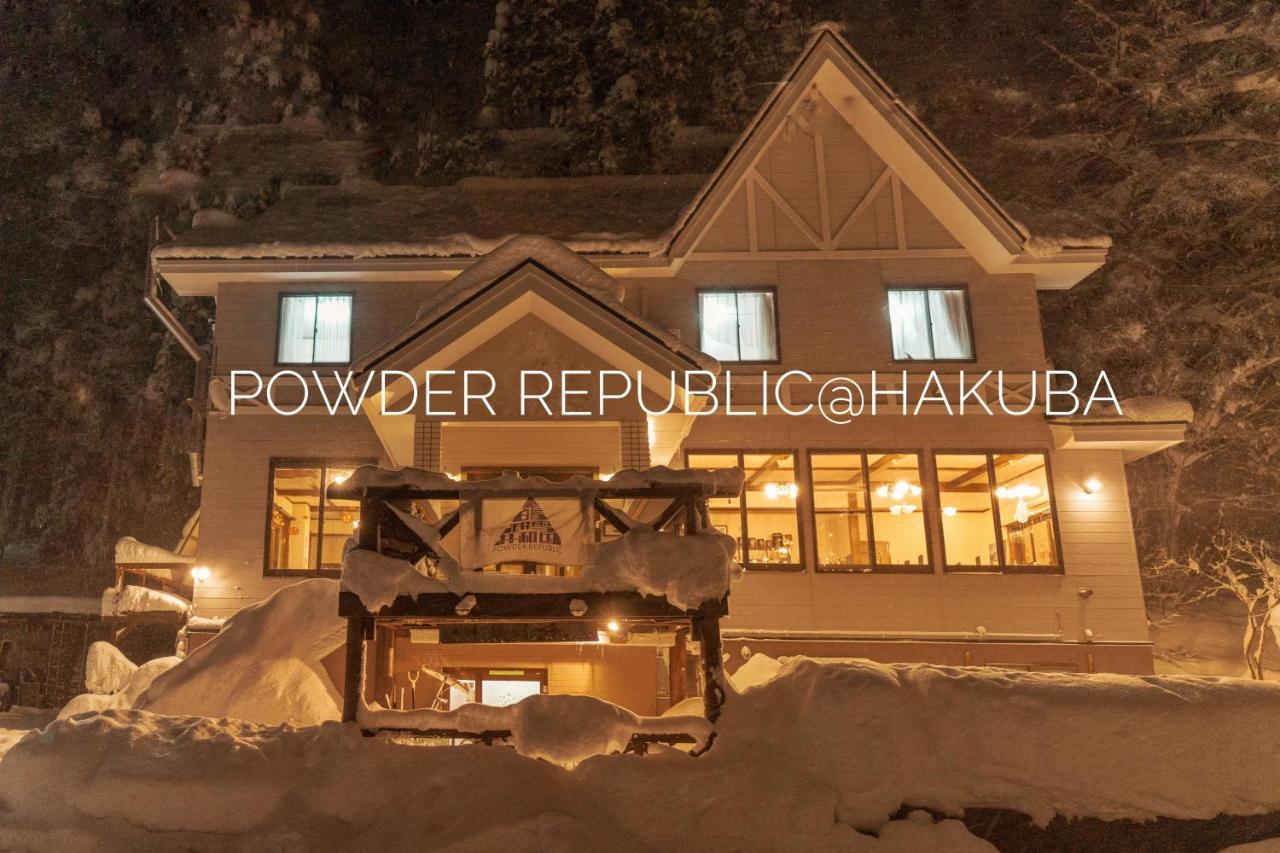 Hakuba Powder Republic Bed & Breakfast Exterior photo