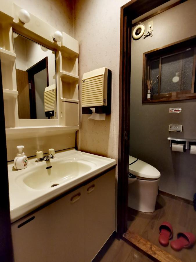 Hakuba Powder Republic Bed & Breakfast Exterior photo